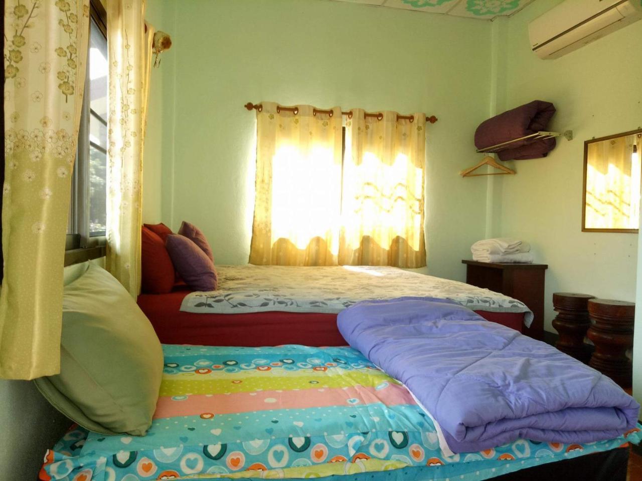 Phu Chaem House Hotel Mae Chaem Buitenkant foto