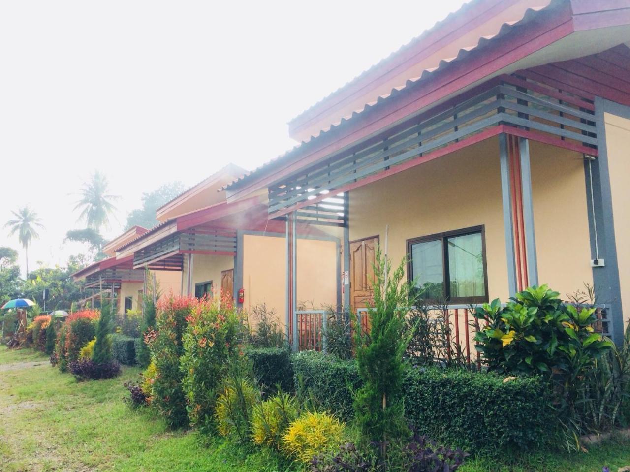 Phu Chaem House Hotel Mae Chaem Buitenkant foto