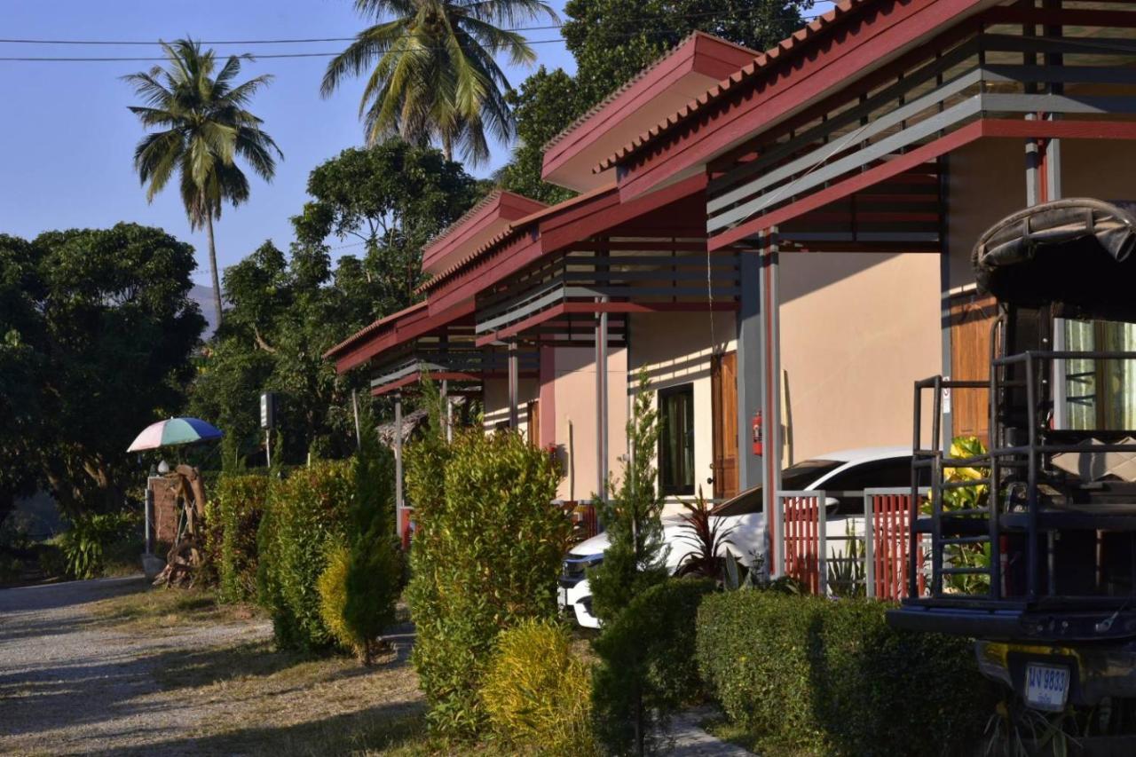Phu Chaem House Hotel Mae Chaem Buitenkant foto